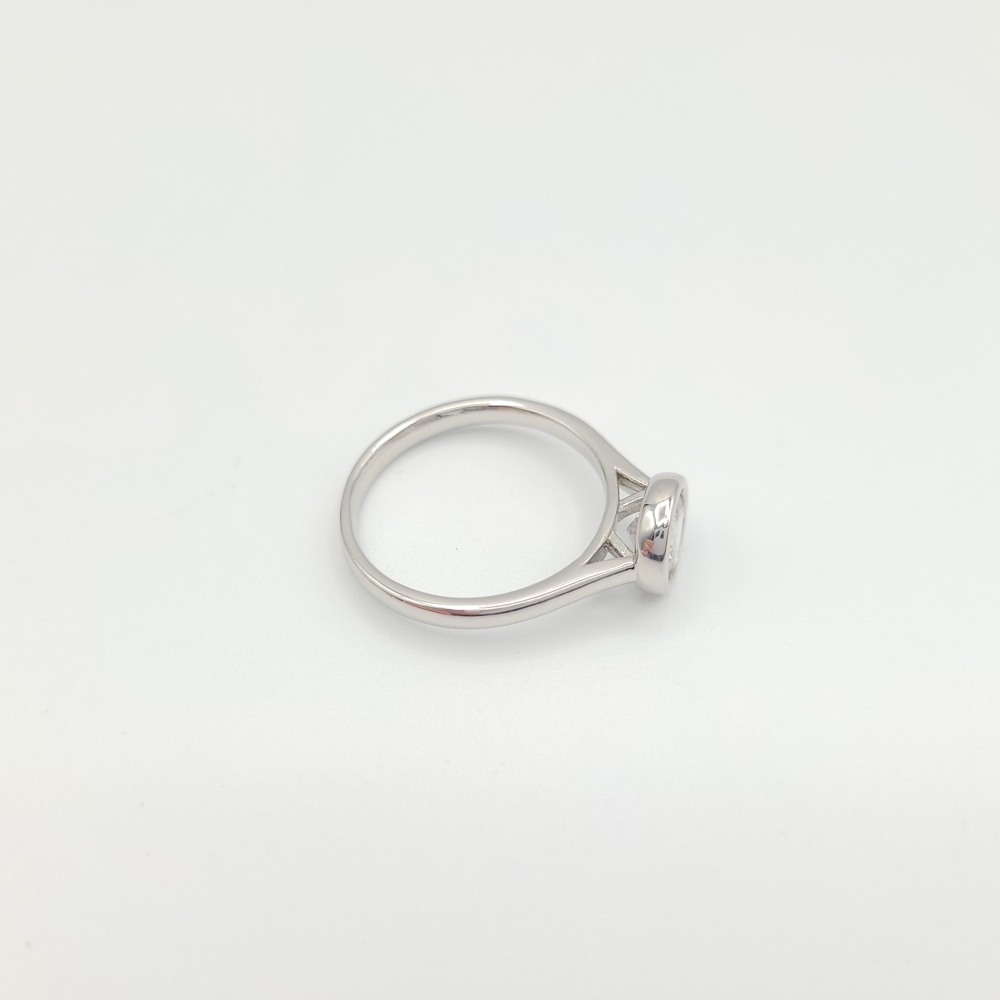 Bezel Set Solitaire CZ Ring | Minimalist Silver Dainty Stackable Ring Size 7 - Picture 4 of 14